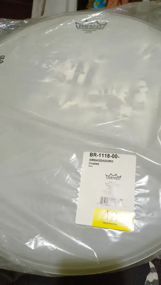 Head bas drum ring 18 & 20 inc Remo USA