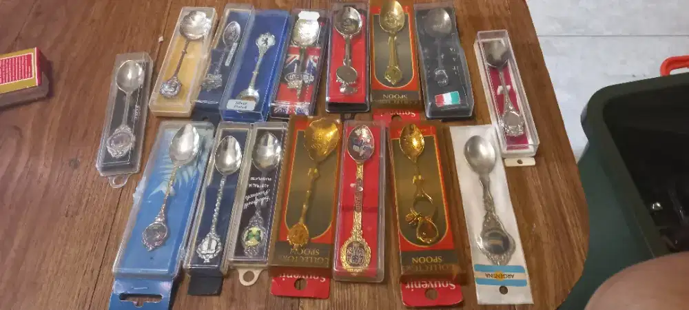 Dijual aja koleksi sendok aksesories dari berbagai negara