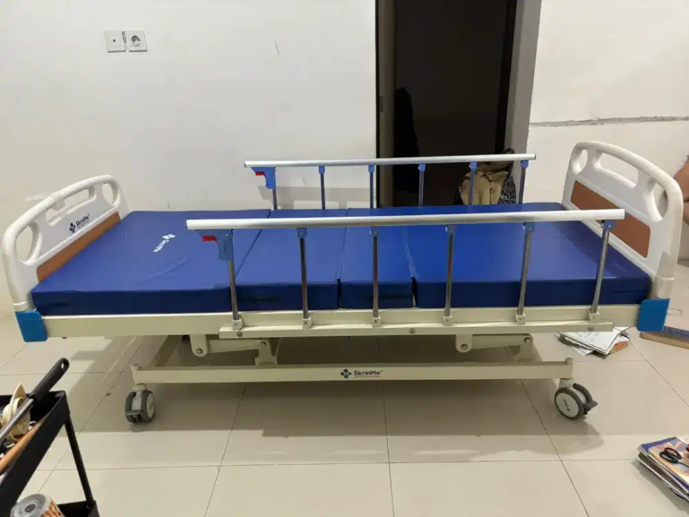 Ranjang Pasien Skrinme 3 Crank Manual
