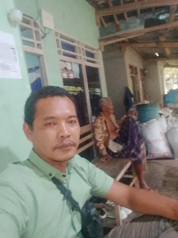 Cari kerja apapun asal halal