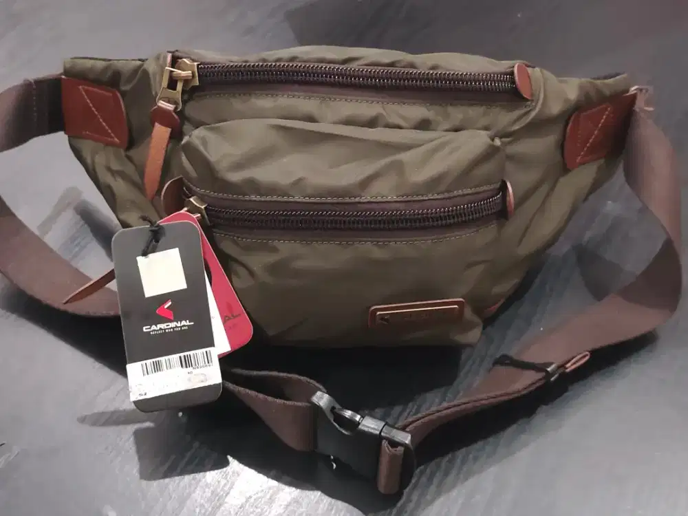 Waistbag / Sling Bag Cardinal New Model Kondisi Baru