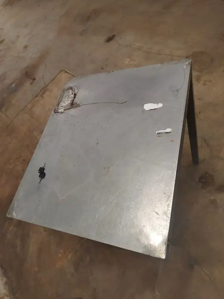 Meja Stainless Second