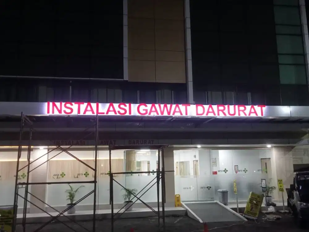 HURUF TIMBUL//PAPAN NAMA//NEON BOX//REKLAME//AKRILIK//MURAH