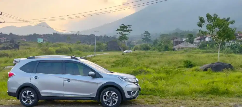 Honda BR-V E CVT Matic 2016