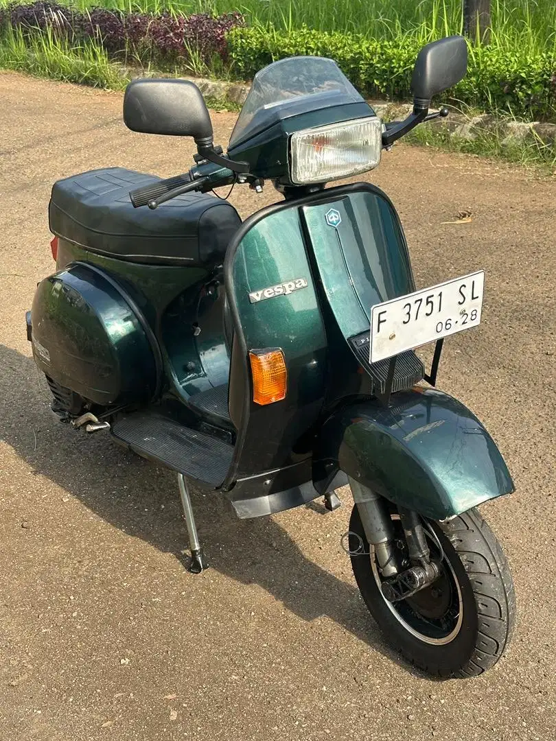 Vespa Excel lengkap pajak on
