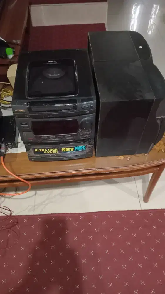 DIJUAL MINI COMPO AIWA  1200 PMPO .
