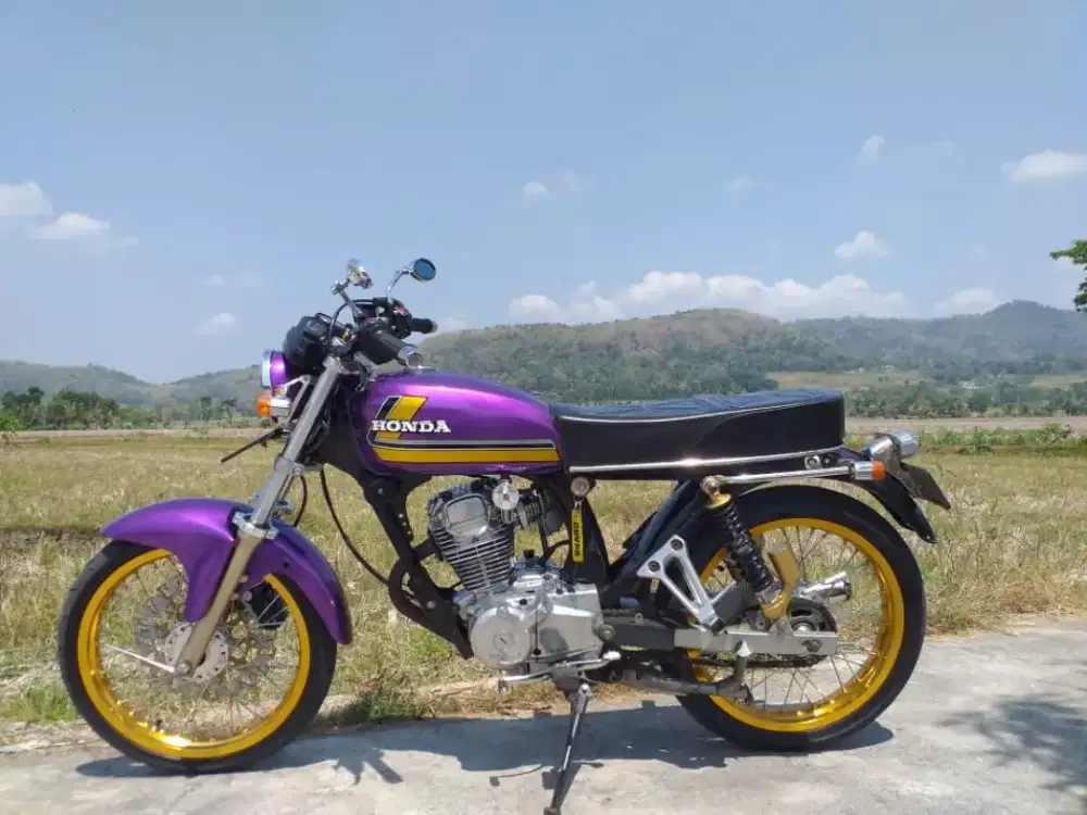 Bismilah jual honda cb