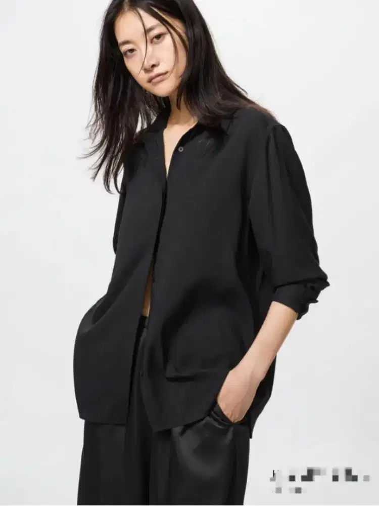 KEMEJA UNIQLO ORIGINAL SECOND WANITA