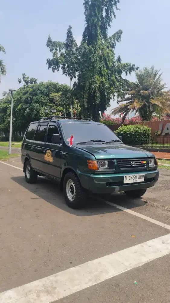 Toyota kijang kapsul 1997
