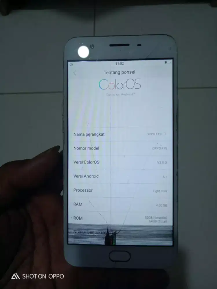 Jual Oppo f1s ram 4/64 minus ada di layar,sm tutup baterai paling bwh