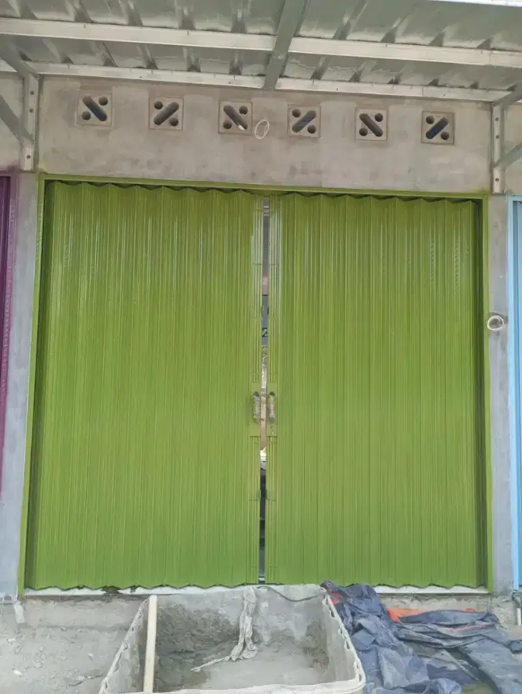 Folding gate kusen aluminium rolling door dll