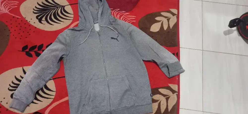 Dijual jaket puma original