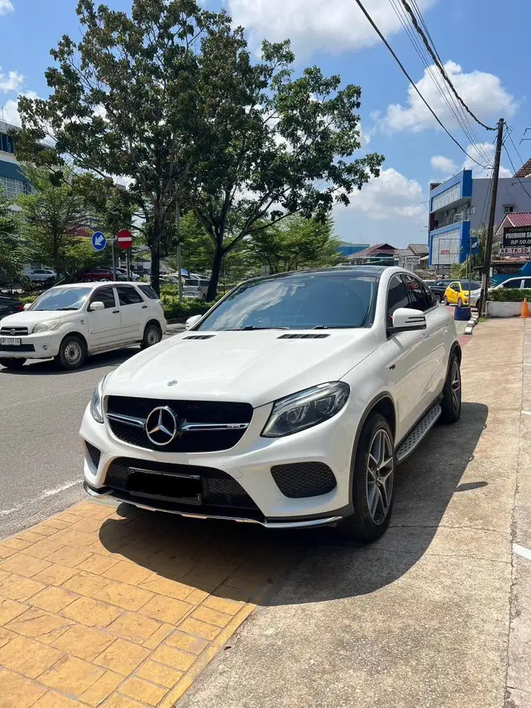 Mercedes Benz GLE 400 AT