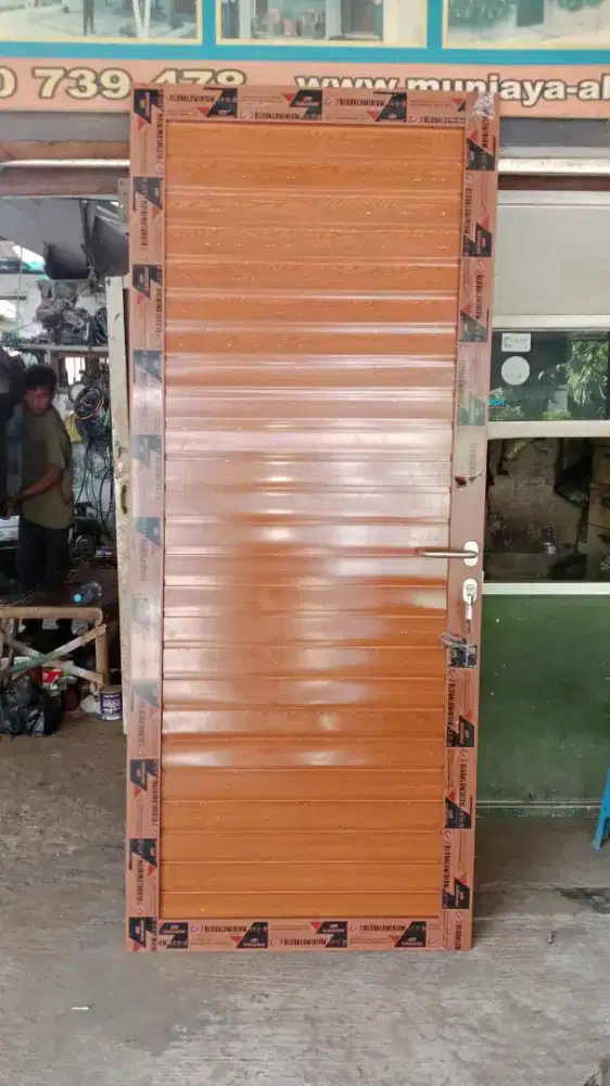 Pintu kusen aluminium