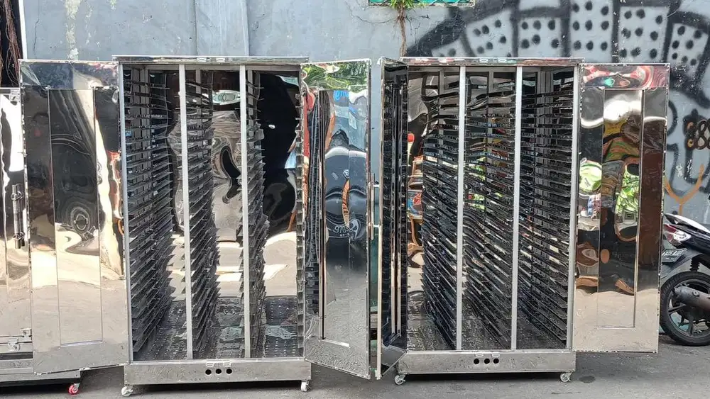 Pengering food tray untuk isi 216 food tray