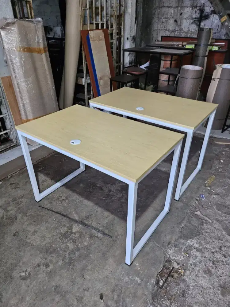 Meja kerja/meja kantor uk.120*60*70