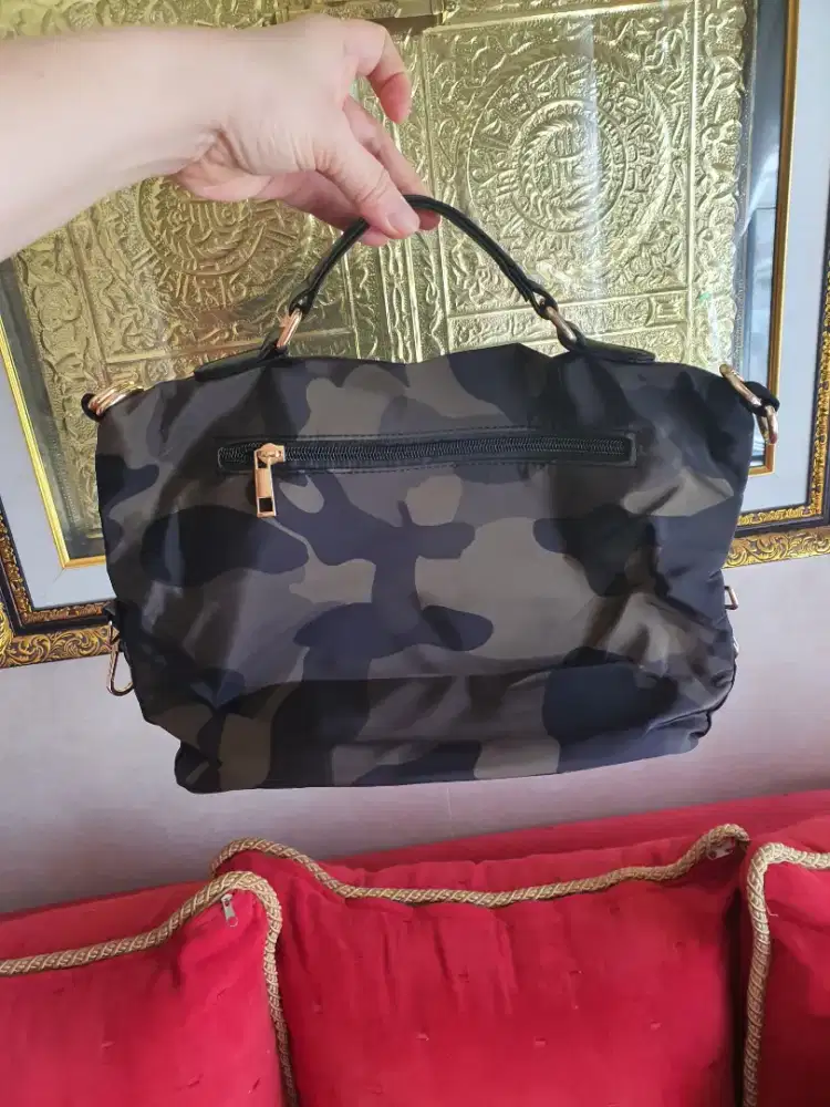 Sling bag ARMY green