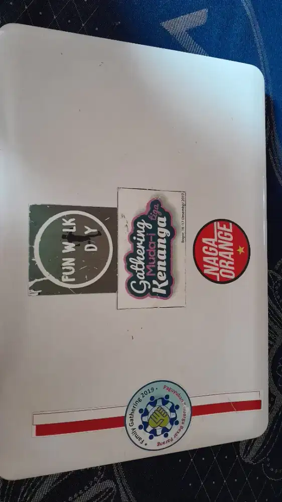 Laptop Asus A455L white second