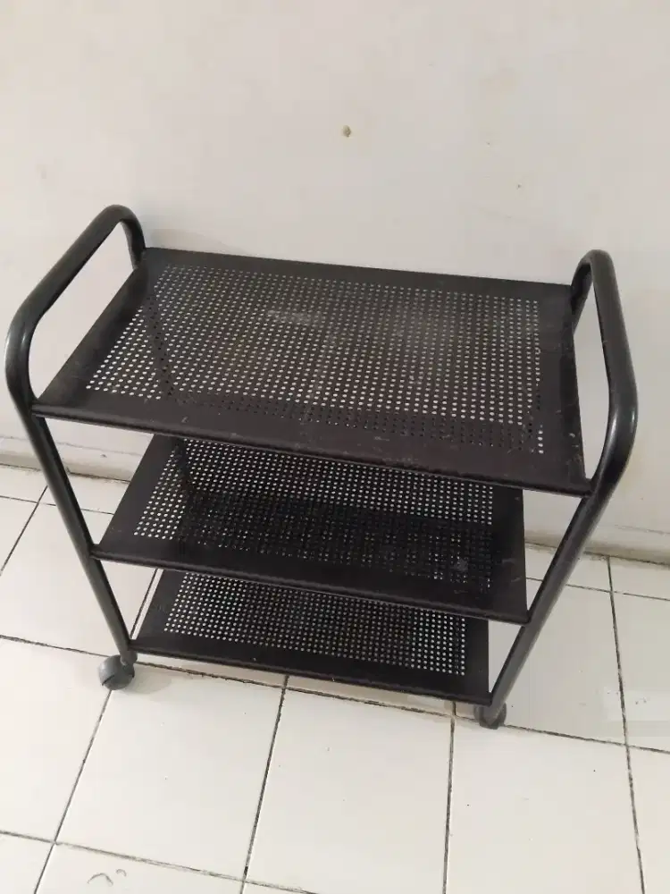 Meja Tv Besi minimalis