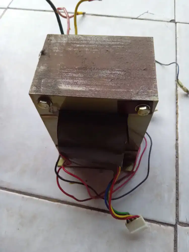 Trafo bekas  3200 va