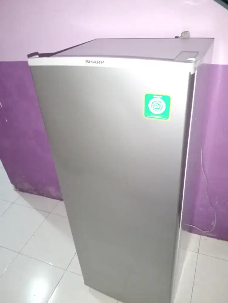 Kulkas Freezer Sharp