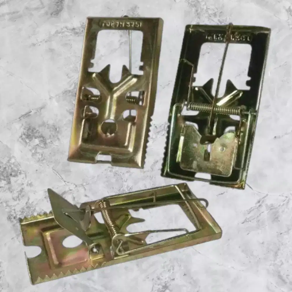 Alat Perangkap Tikus Penjepit Besi Jebakan Jebret Sensitif Bergigi