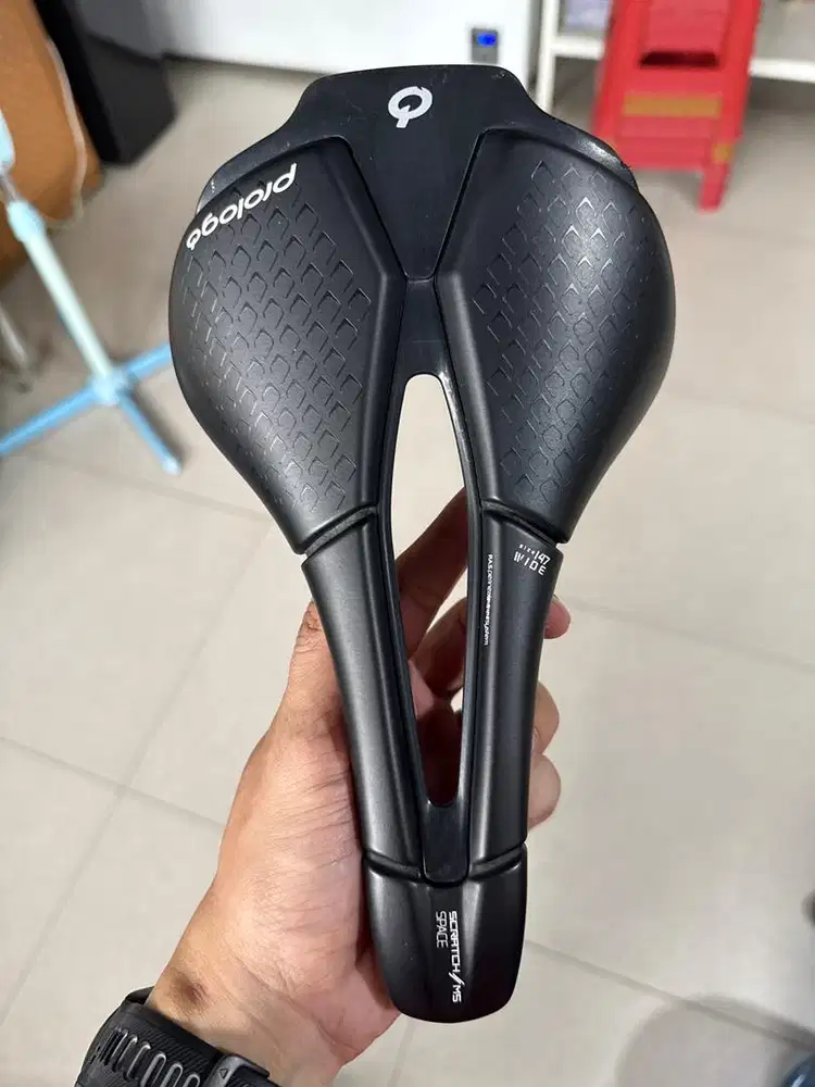 dijual saddle prologo 147 wide