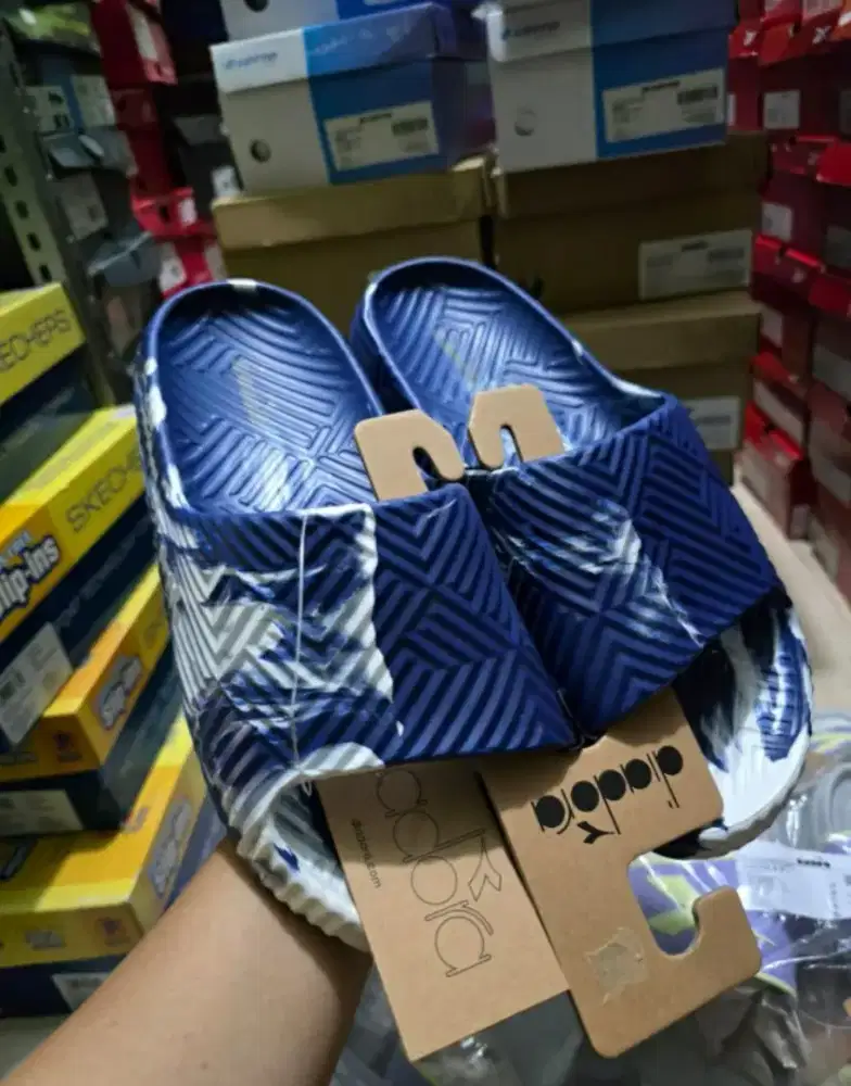 SANDAL DIADORA 44 LIMITED EDITION (NEW ORIGINAL)