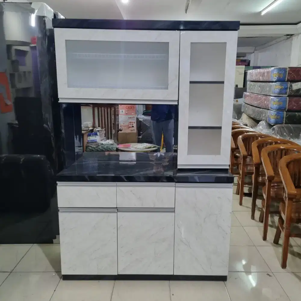 Lemari piring pintu 3 gendong