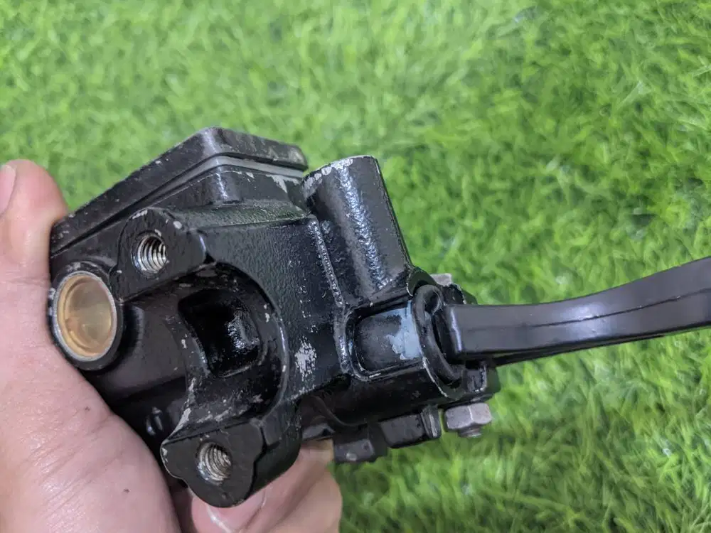 Master rem Suzuki satria Fu second