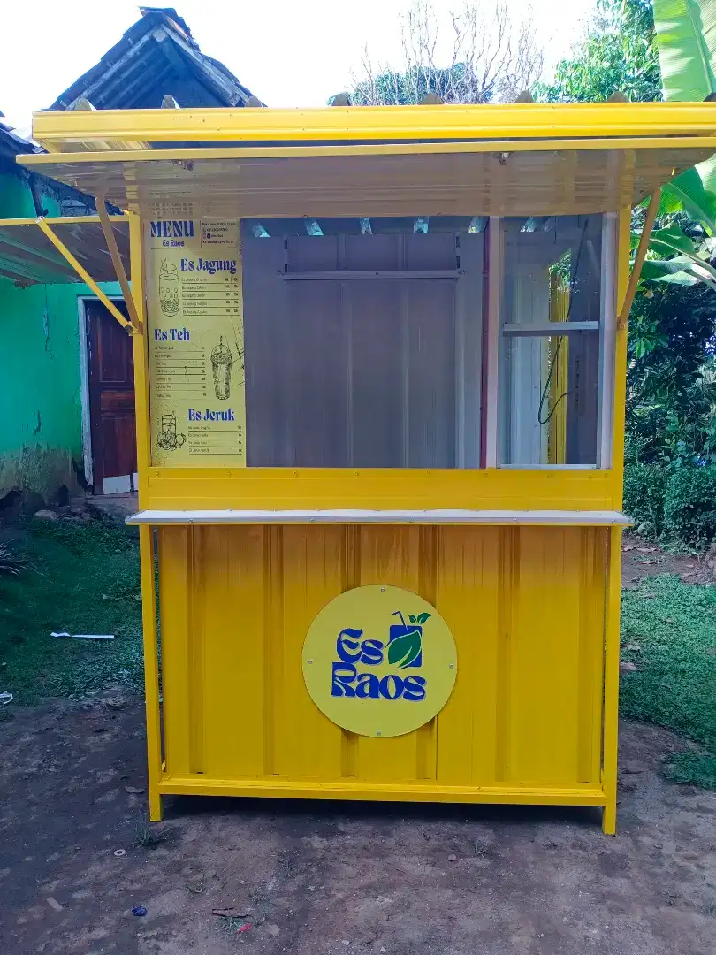 Booth container
