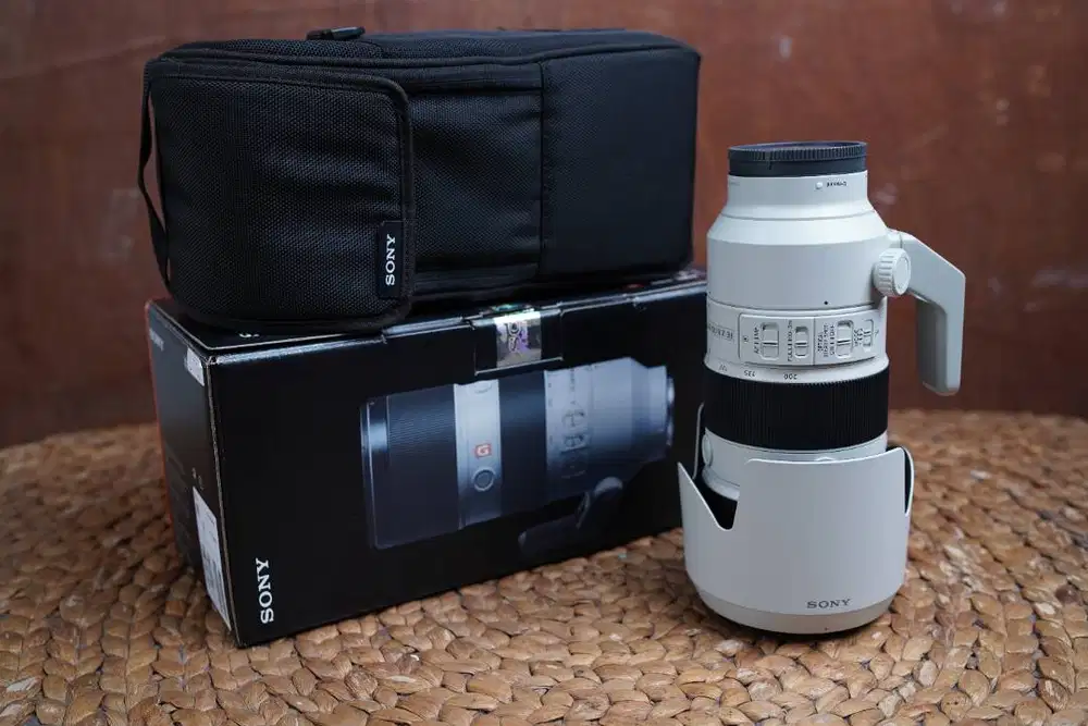 Lensa Sony 70-200 GM F2.8 Full Box
