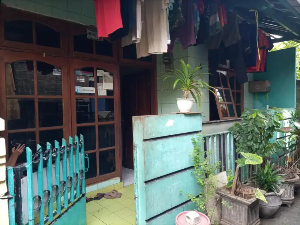 Rumah dijual murah 3kmr tidur,jakarta timur,empat ratus jutaan