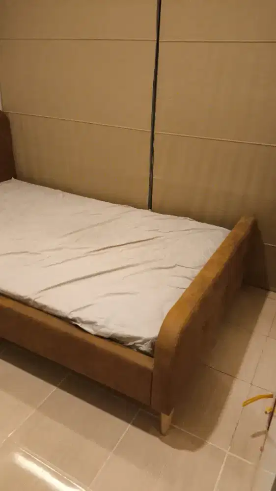 TEMPAT TIDUR + MATRAS INFORMA ANYA 2 SOFT BED