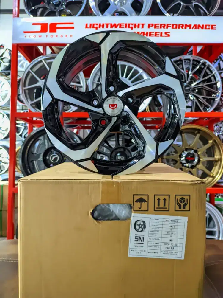 Velg Vossen R15 5x114 lbr6,5 et30