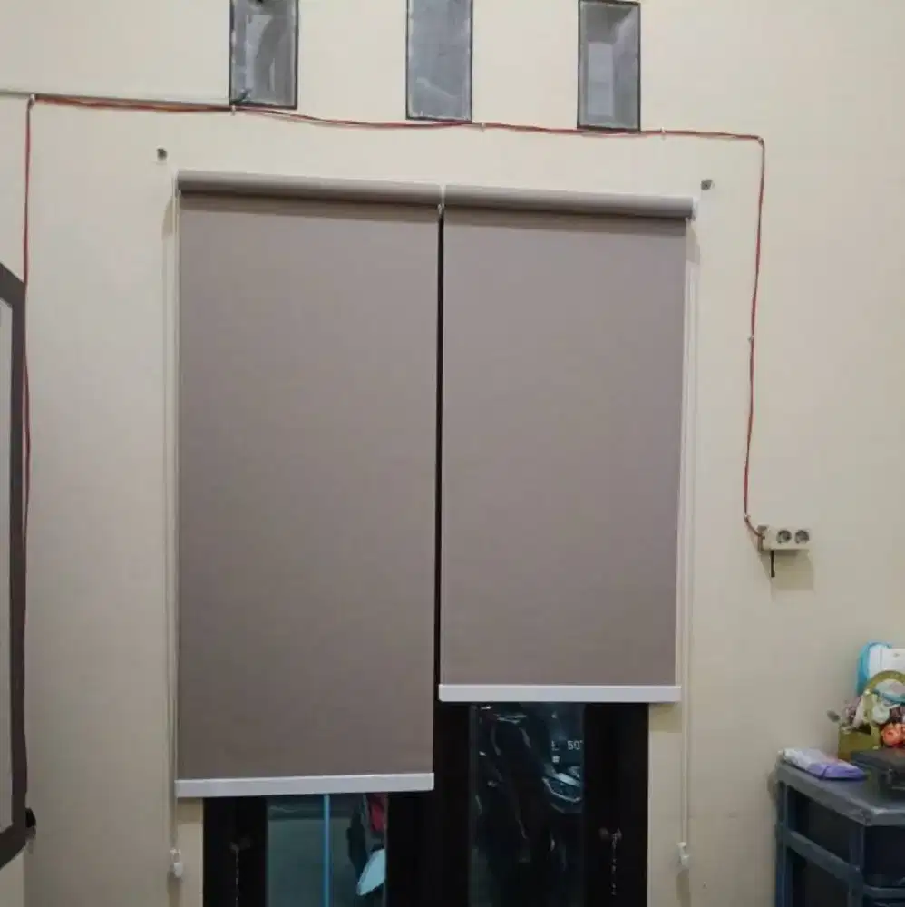 DISTRIBUTOR GORDEN TIRAI GULUNG ROLL BLIND