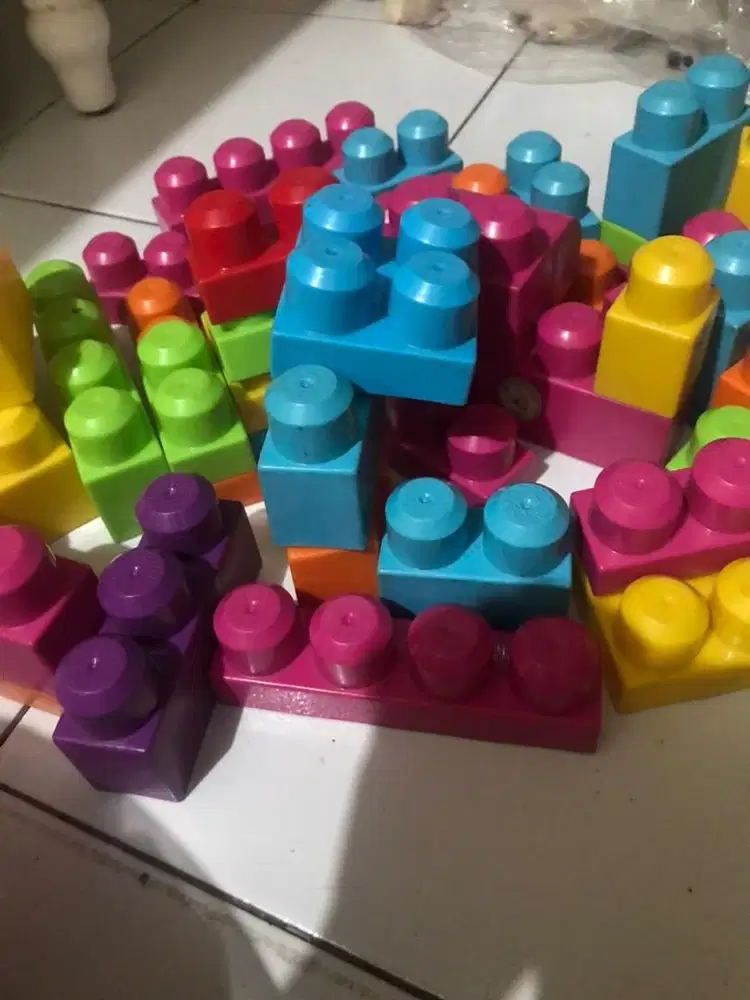 mainan block anak susun