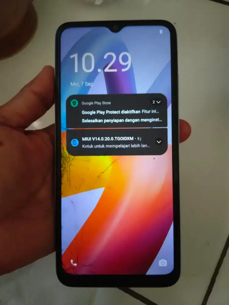 Redmi A2   3/32  minus retak tp aman normal nokendala