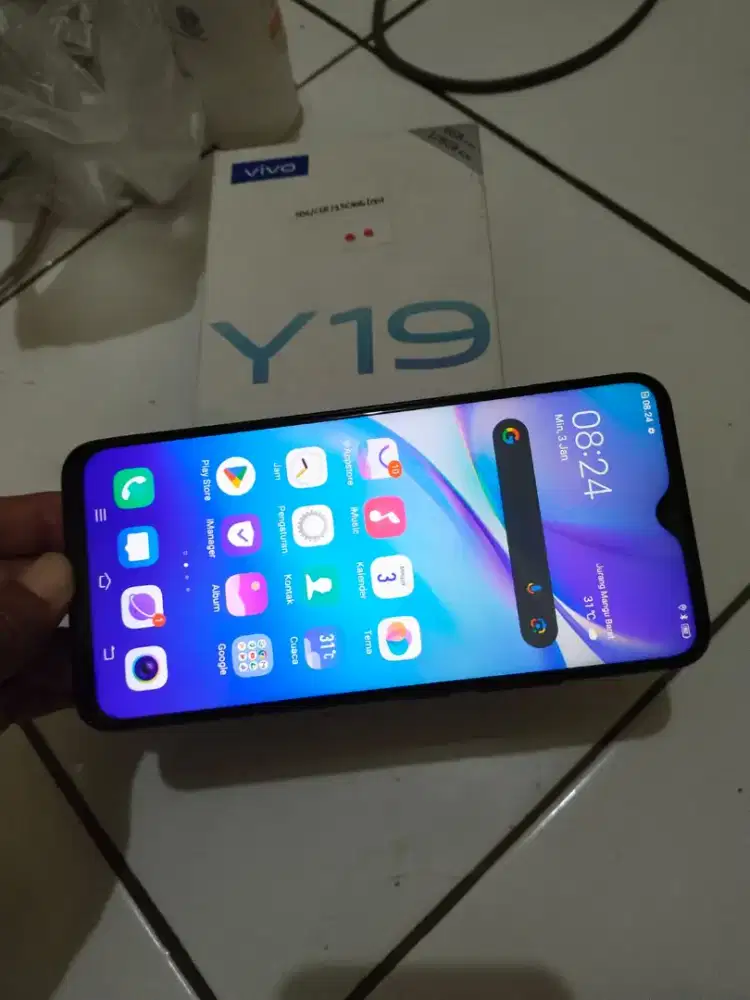 Vivo Y19   6/128  minus shadow tipis aman normal nokendala