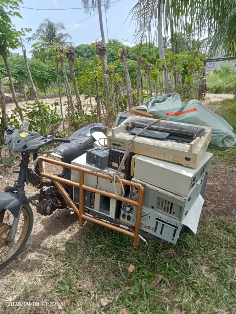 Tampung barang bekas rongsokan