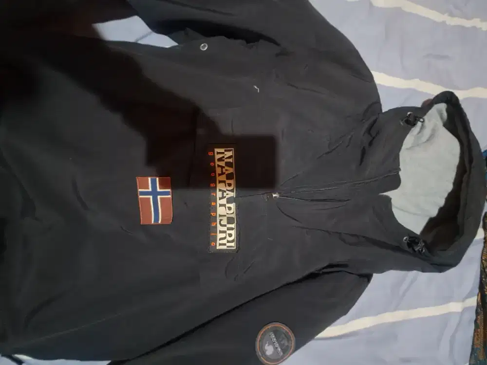 Jaket napapijri rainforest