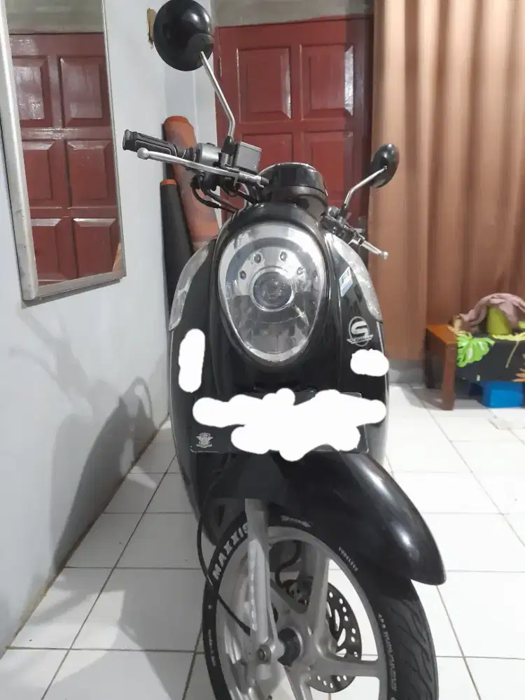 Honda scoopy  stylish 2016  hitam metallik