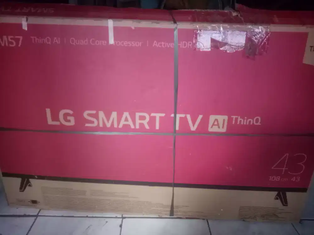 Jual kardus bekas TV 43inc masih ada Styrofoam lokasi Bintaro