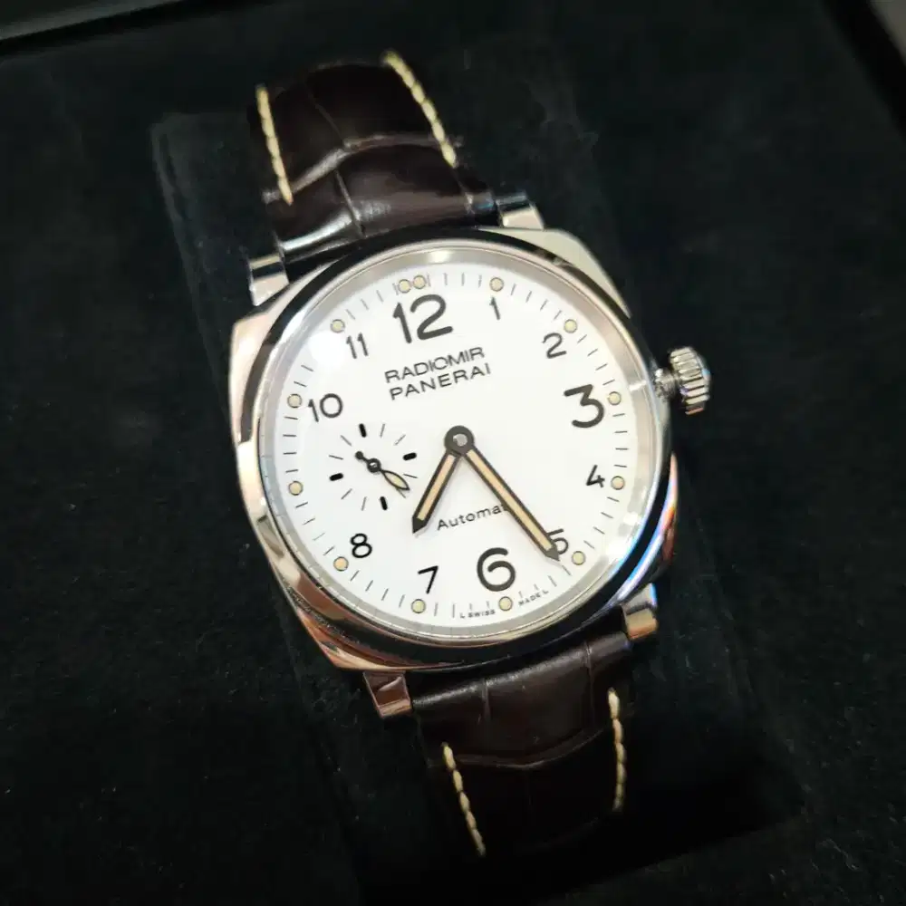 Jam tangan Panerai PAM 655 42mm