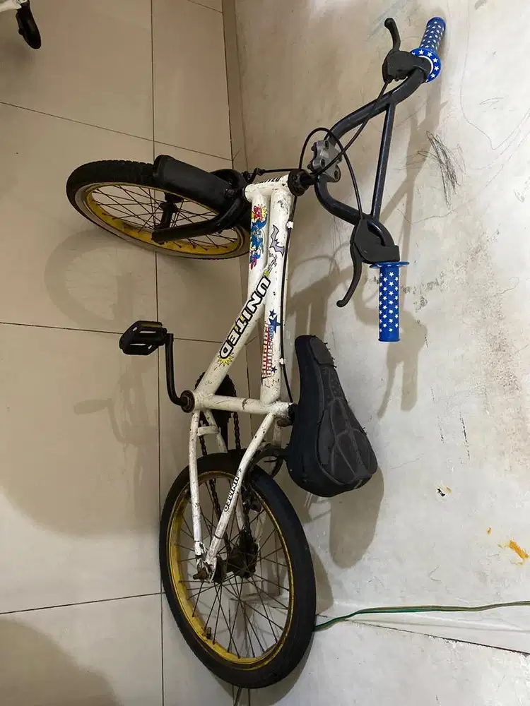 Sepeda anak dijual cepat