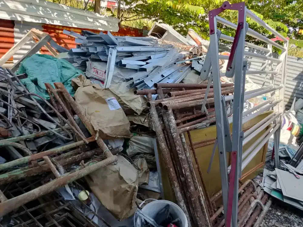 Rombeng jual beli barang bekas