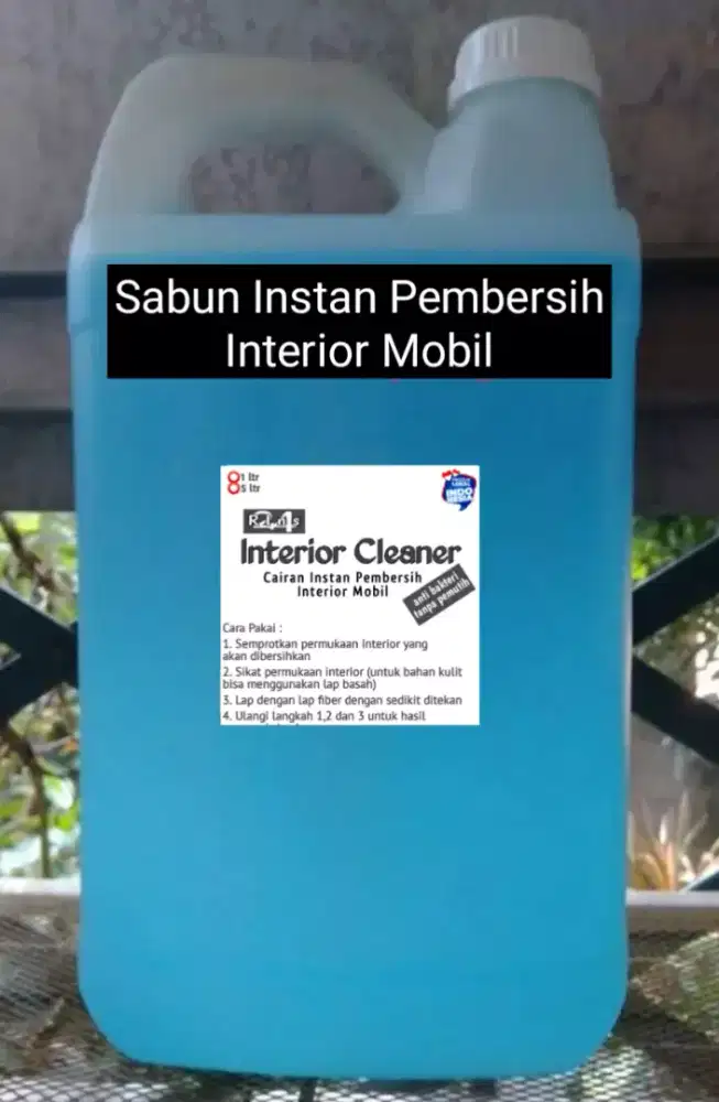 Sabun Instan Interior Mobil/Interior Cleaner