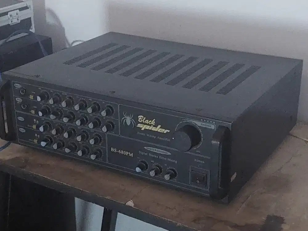 JUAL POWER Amplifier utk karaoke black spider murah kondisi ok