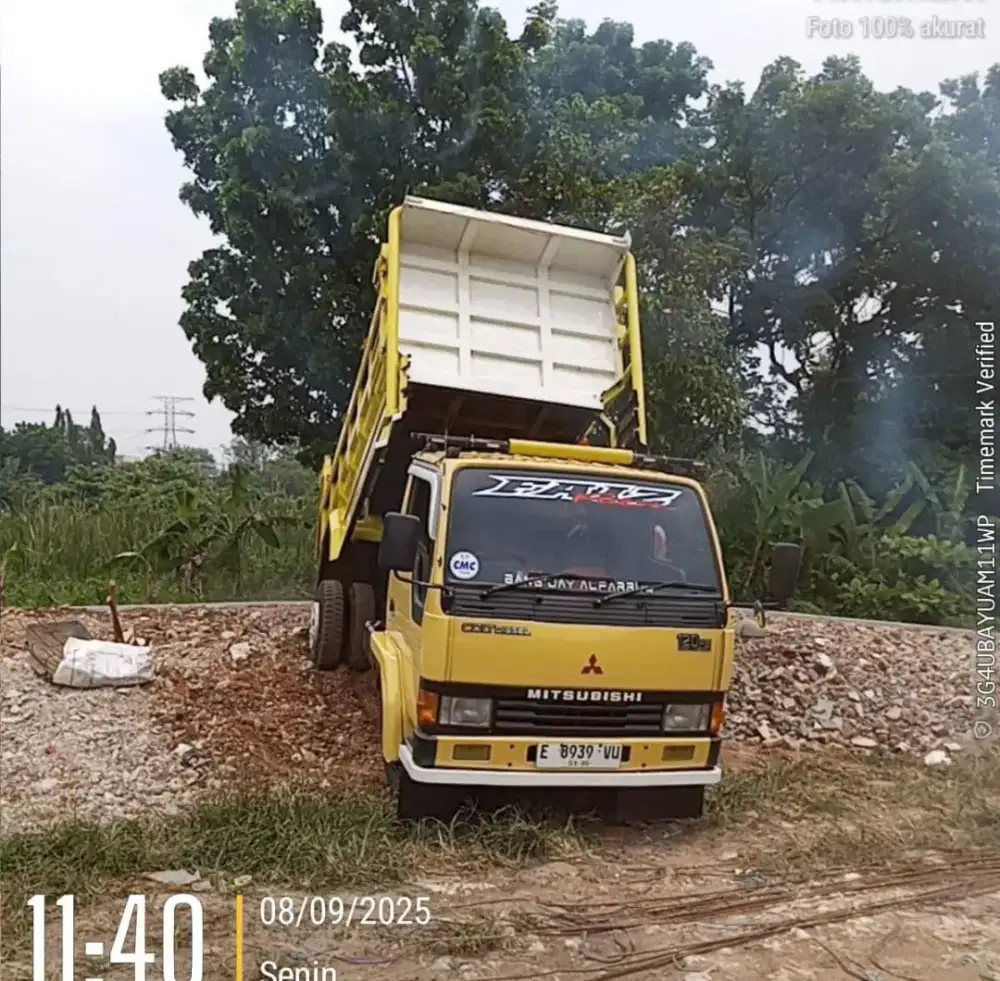 Jasa urugan puing dan buang sampah proyek