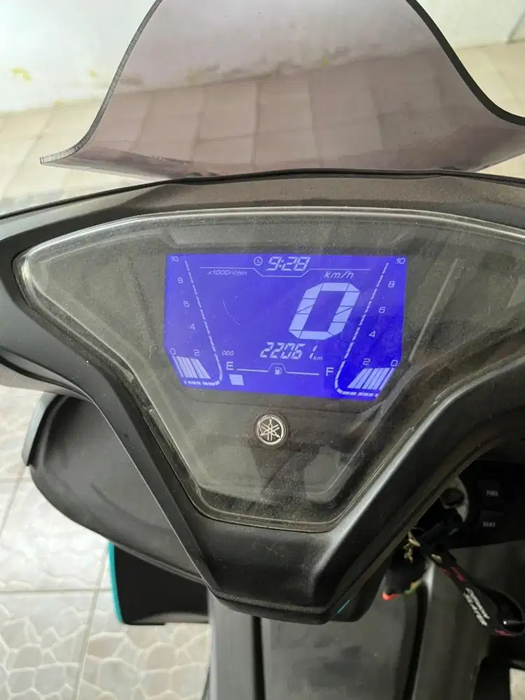 Aerox 2021 connected matte black cyan